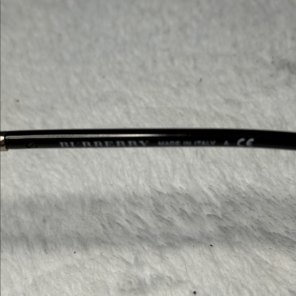 Burberry B4124 3001/11 59-15-135 Sunglasses - Picture 4 of 8